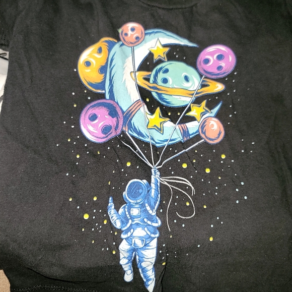 Bundle of boys clothing, size 5 long and short sleeve tops 26pc - Picture 6 of 8